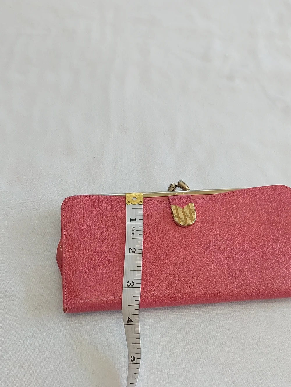 Bond Street Vintage Women's Pink Leather Clutch Wallet